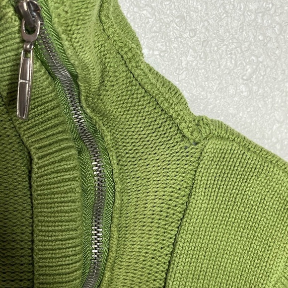 Axcess  By Liz Claiborne Zip Up Cropped Turtleneck Sweater Sz Med - Picture 3 of 9